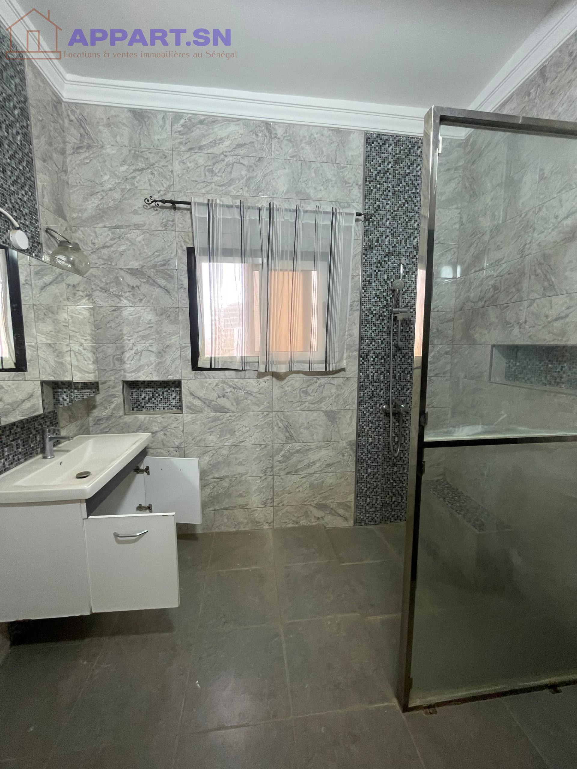 APPARTEMENT F4 À LOUER MAMELLES Mamelles • Dakar Sénégal