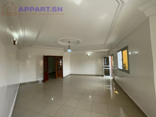 APPARTEMENT MEUBLÉ F3 À LOUER MARISTES Maristes • Dakar Sénégal