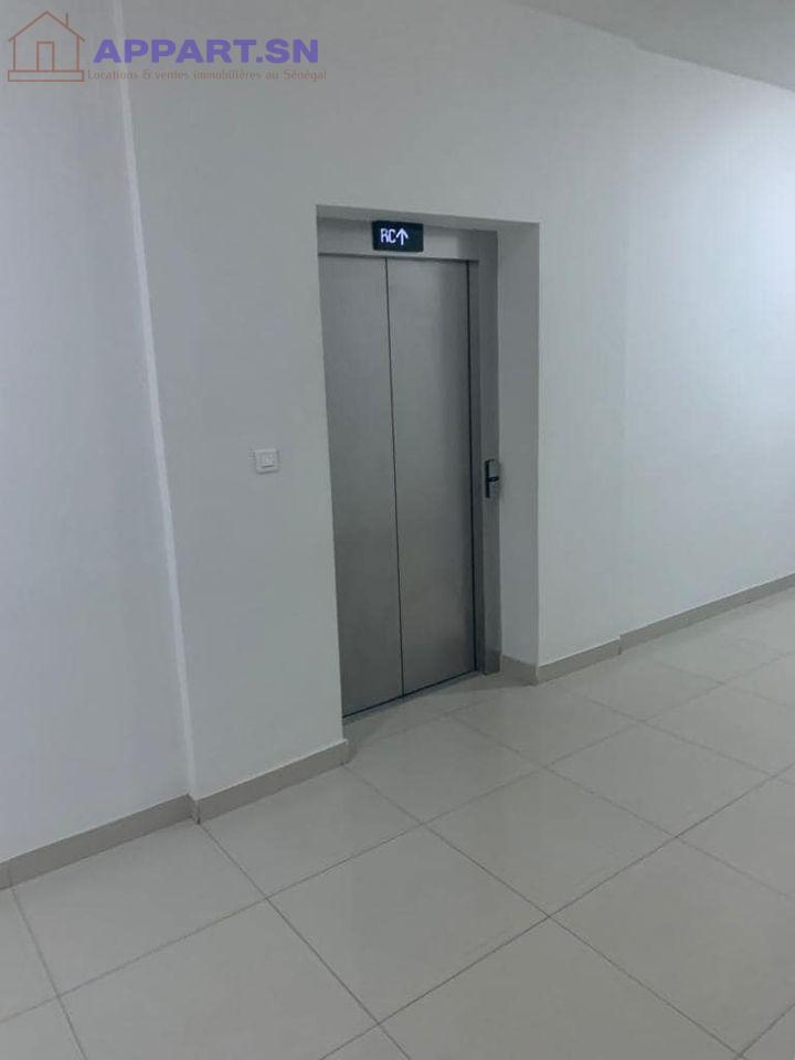 Luxueux appartement à louer à Sacré CÅ“ur 1
