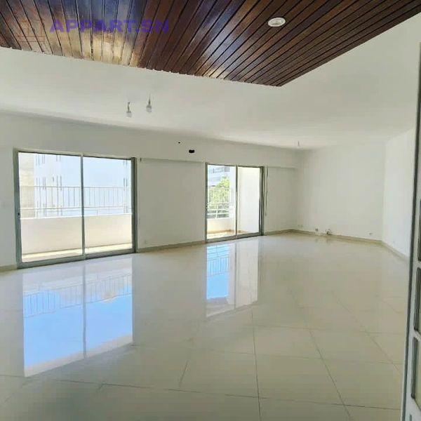Appartement F4 à louer à Dakar Plateau