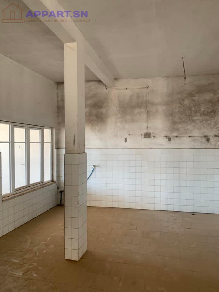 Villa 210 m² à vendre à keur massar 