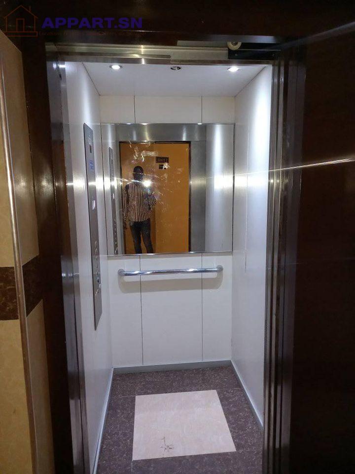 Appartement F4 à louer cité Biagui