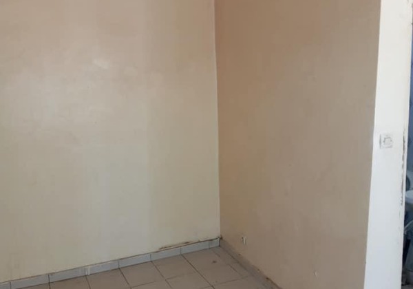 Mini studio à louer à Fann Hock Liberté 6 • Dakar Senegal