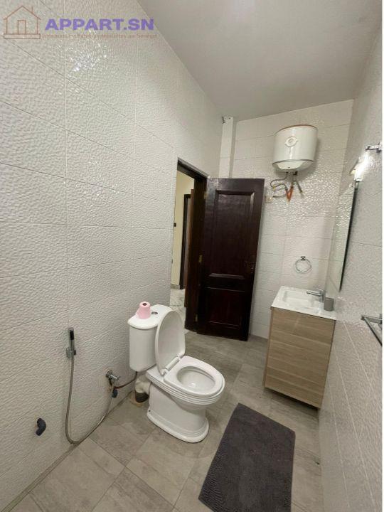 APPARTEMENT MEUBLÉ F3 À LOUER POINT E Point-E Sénégal
