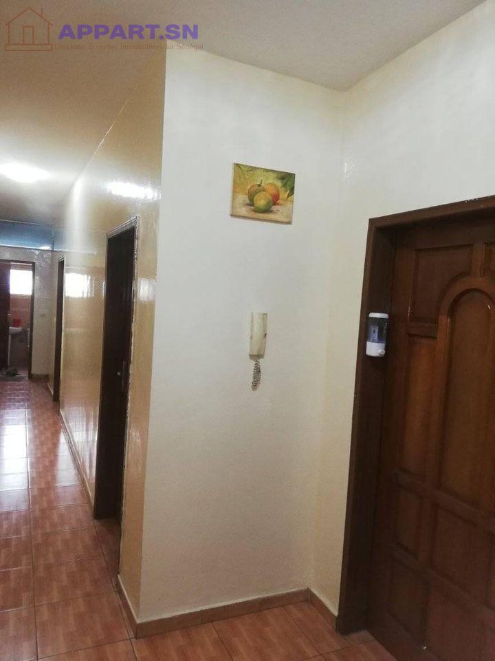 Chambre meublée à Mermoz