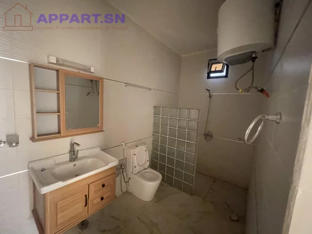 APPARTEMENT DE TROIS CHAMBRES SALON AUX ALMADIES Almadies • Dakar Sénégal