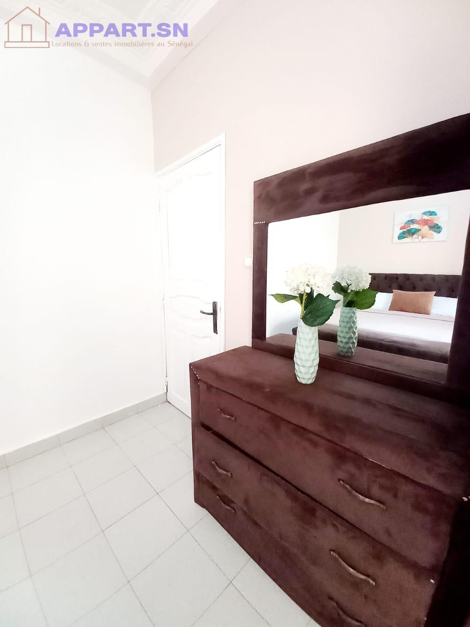 Studio meublé à louer aux Almadies 