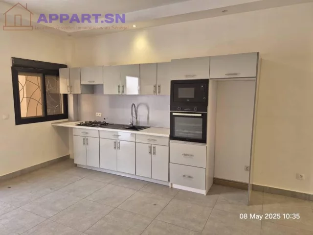Appartements F3 avec piscine à louer à Saly Center juste derrière Auchan Saly Center • Mbour Sénégal