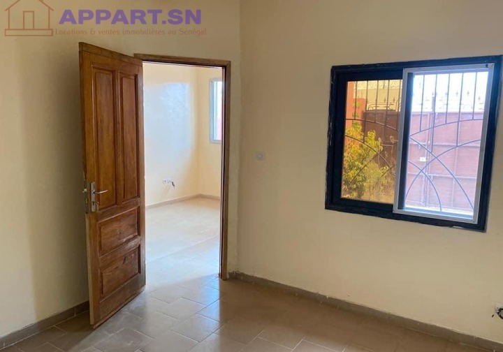 Villa 300 m² à vendre à Ngaparou Rufisque Sénégal