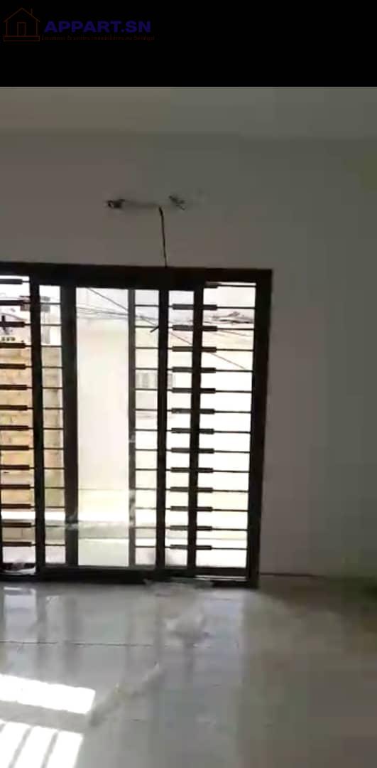 LOCATION APPARTEMENT 3 CHAMBRES A BAOBAB