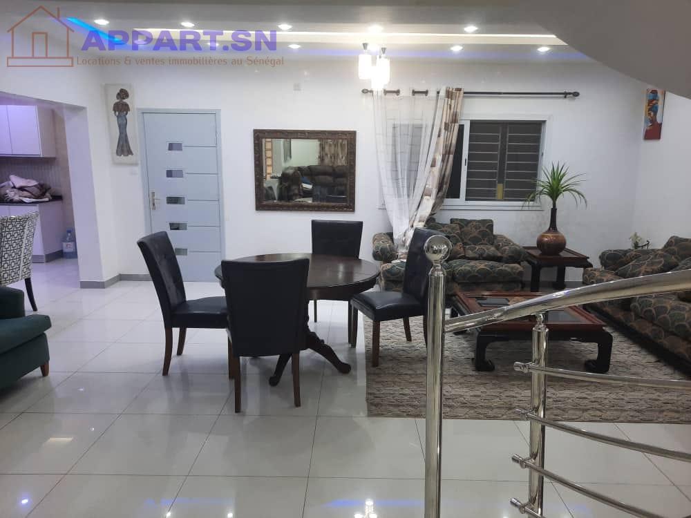 Duplex meublé à Ngor