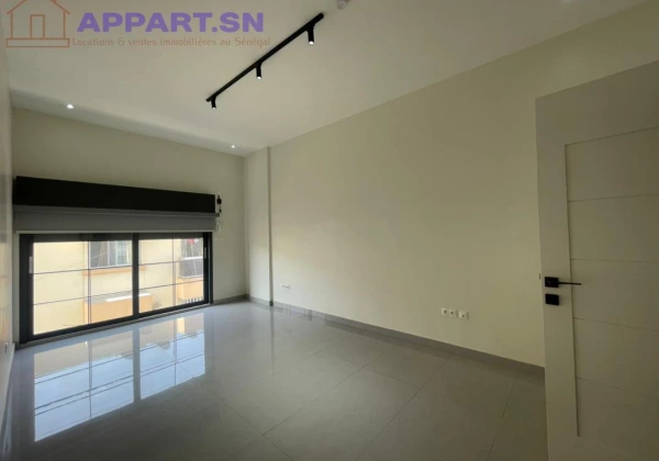 LOCATION À USAGE BUREAU NORD FOIRE Dakar-Plateau • Dakar Senegal