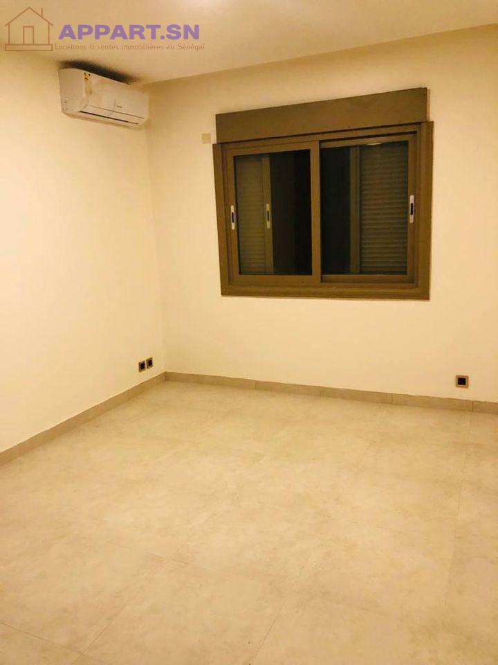 Appartement F4 Grand standing Almadies
