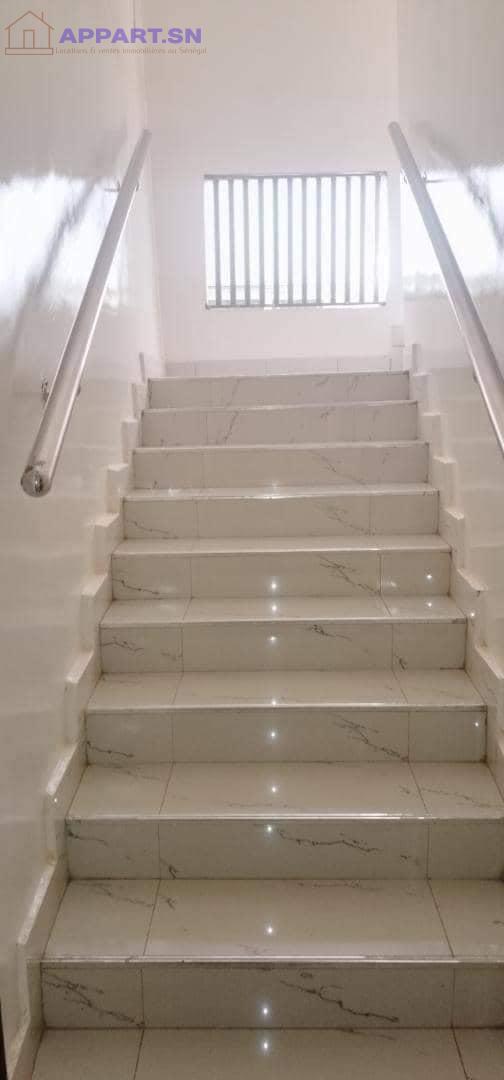 Appartement F3 à louer à Ngor