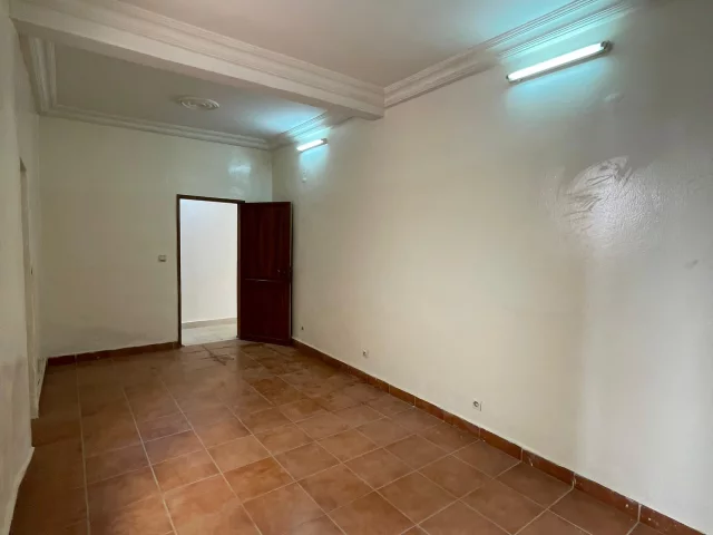MAGASIN À LOUER SICAP FOIRE Dakar Sénégal