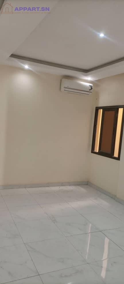 Appartement F5 à louer à Mermoz