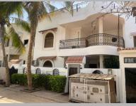 Villa R+1 Almadies derrière Philippe morris  Almadies derrière Philippe morris Almadies Sénégal