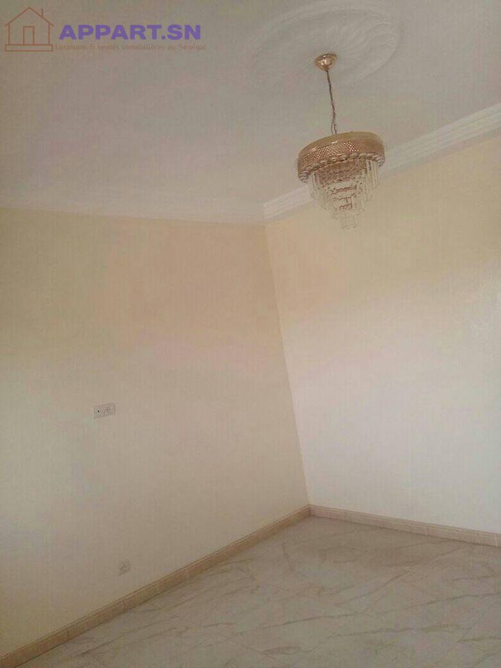 Appartement F5 à louer à Zac Mbao