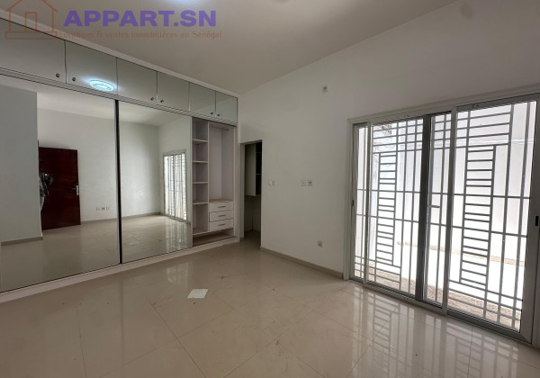 APPARTEMENT F4 À LOUER CITÉ KEUR GORGUI Dakar Senegal