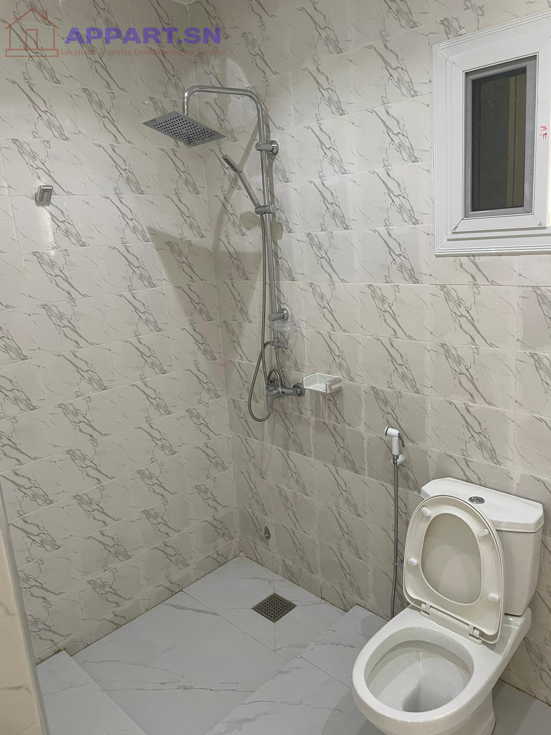 Duplex F5 à louer aux mamelles 