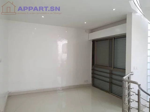 villa duplex à louer Cité Batrain Dakar Sénégal