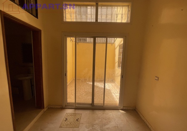 APPARTEMENT TROIS CHAMBRES SALON À LOUER ALMADIES Almadies • Dakar Senegal